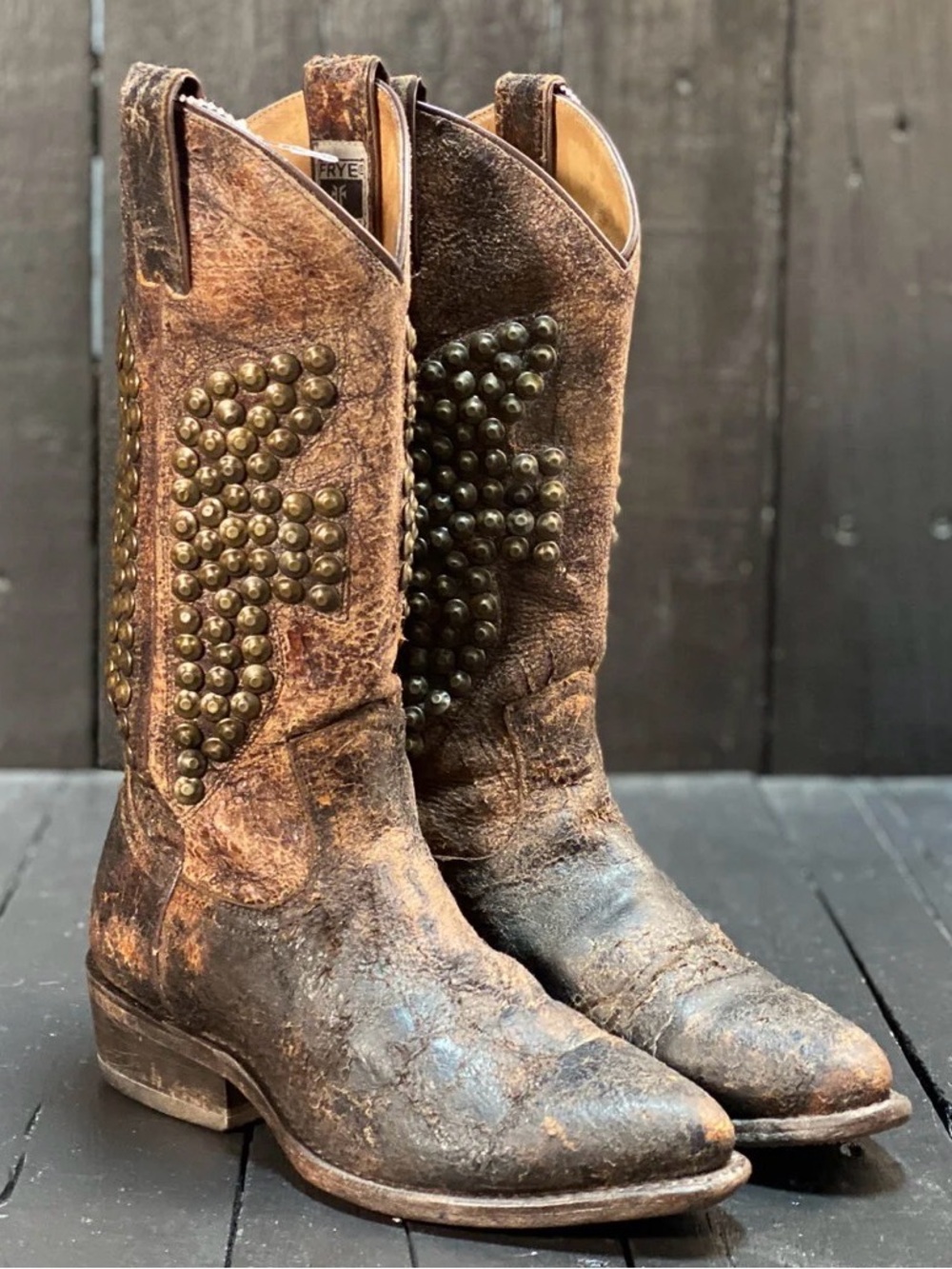 Frye Billy stud